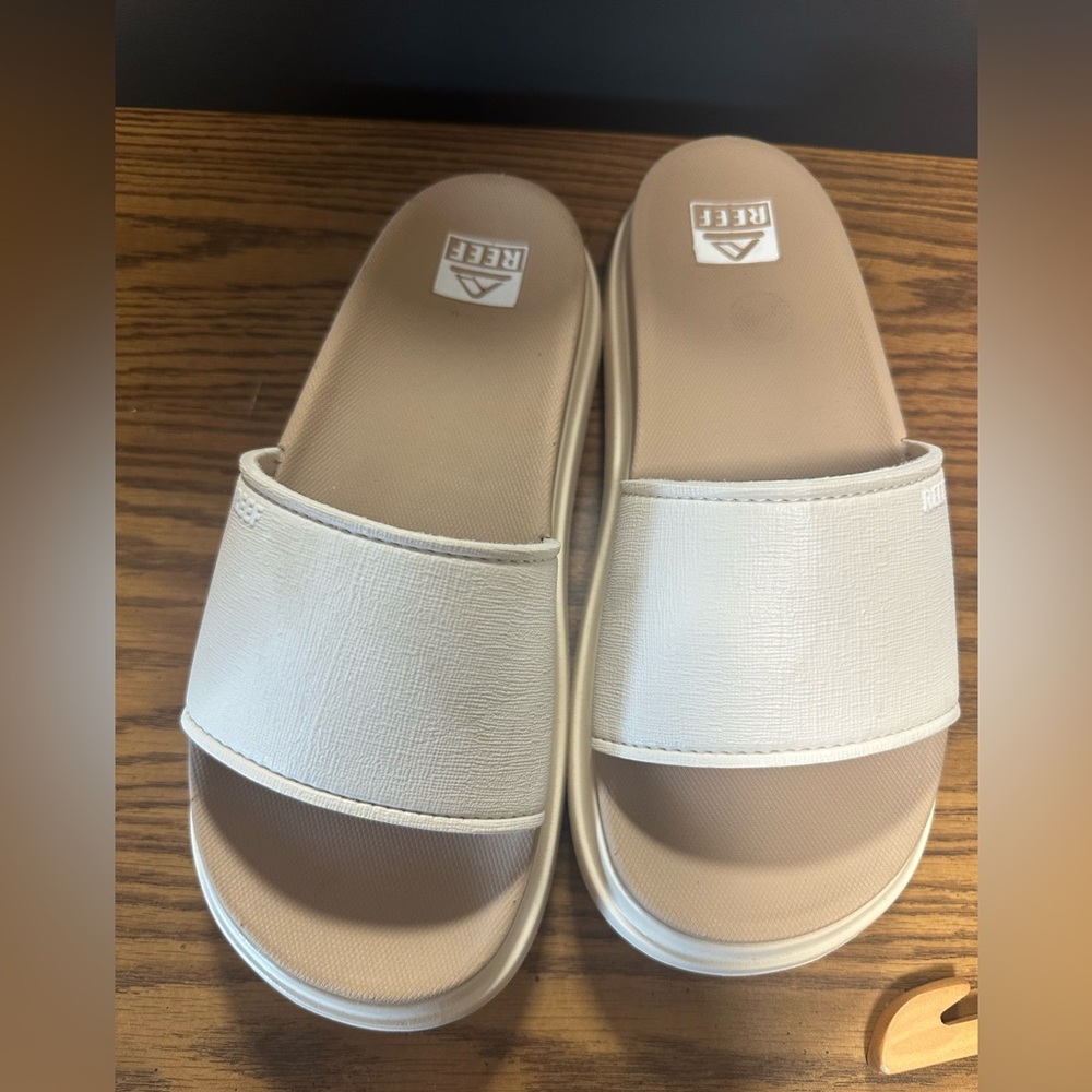 Reef chunky sandals